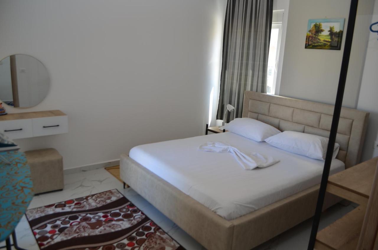 Akil Apartments Саранда Экстерьер фото